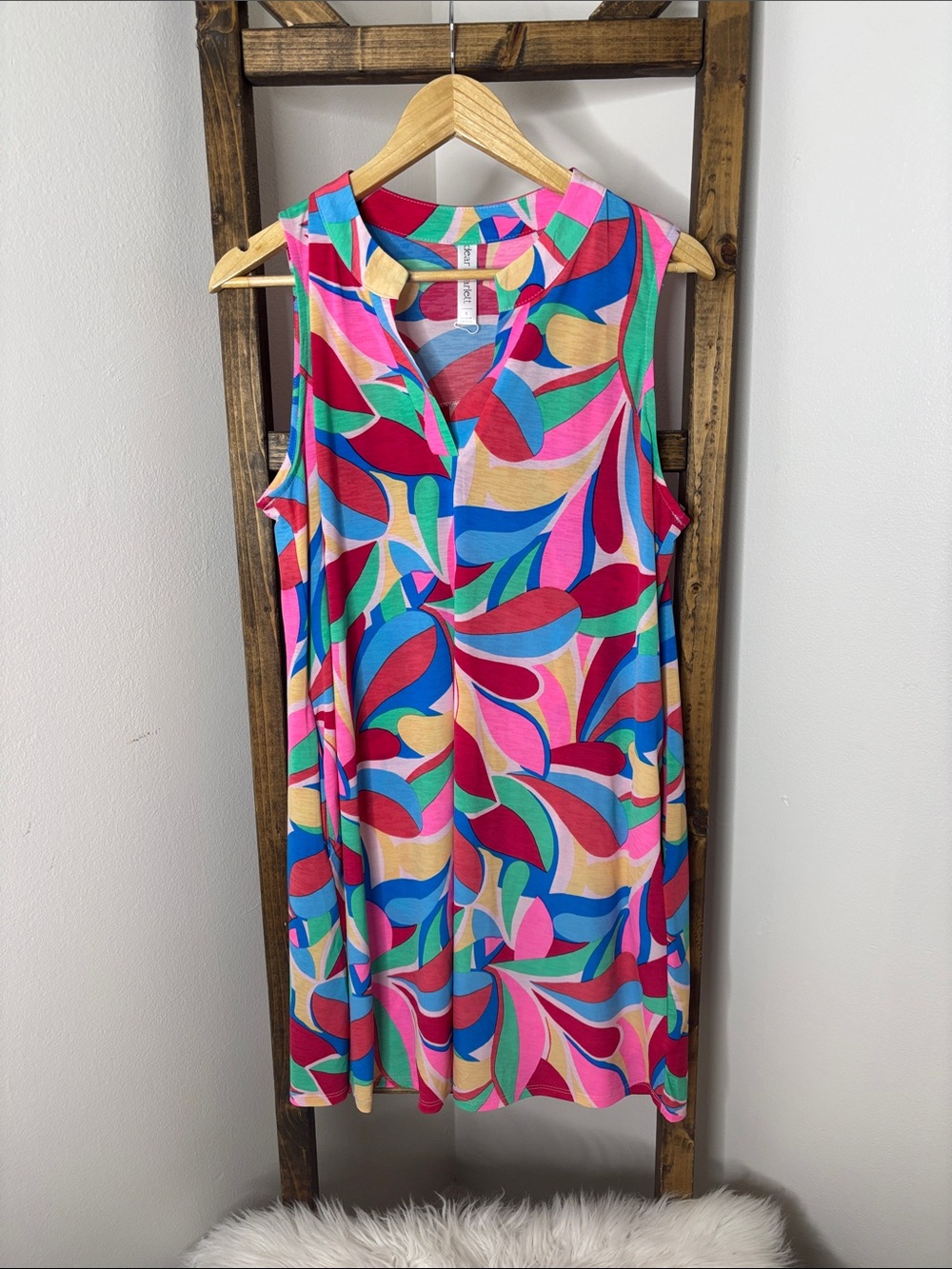 Dear Scarlett Sleeveless Multicolor Leaf-Print Mini Dress Size L